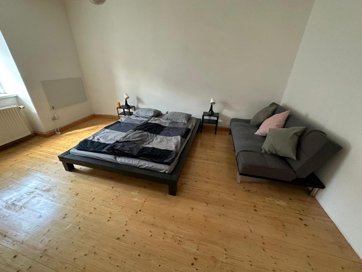 Bruckneudorf Central Plaza Family Apartment 2 Bedroom מראה חיצוני תמונה
